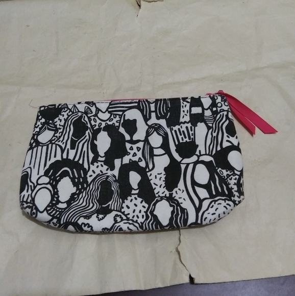 Ipsy Cosmetic Bag - Picture 12 of 16
